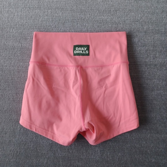 Daily Drills Tight Activewear Shorts Womens Size Small Pink 3